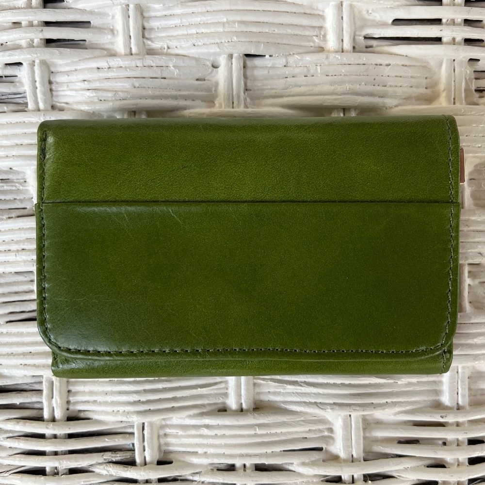 🍃Hobo Meadow Green Tri-fold🌿